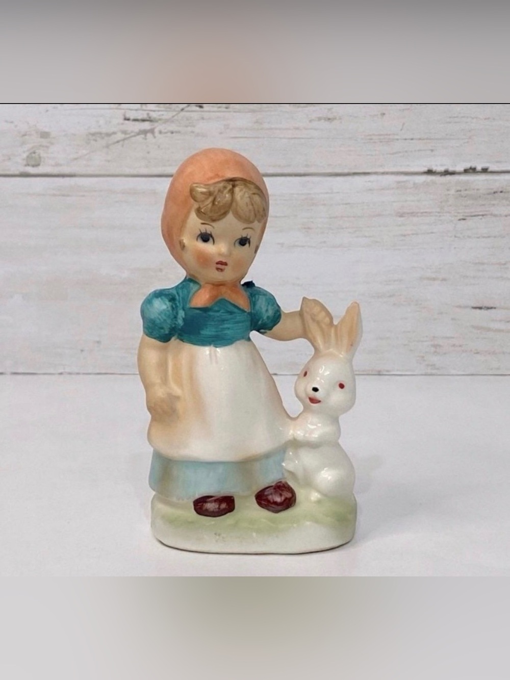 Vintage Wales Figurine Girl & Bunny Figurine